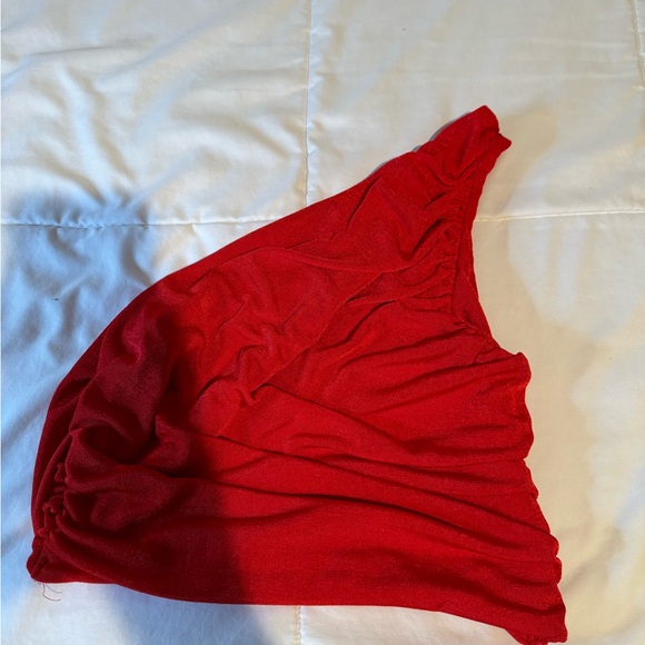 1 shoukder red crop top - Picture 1 of 3